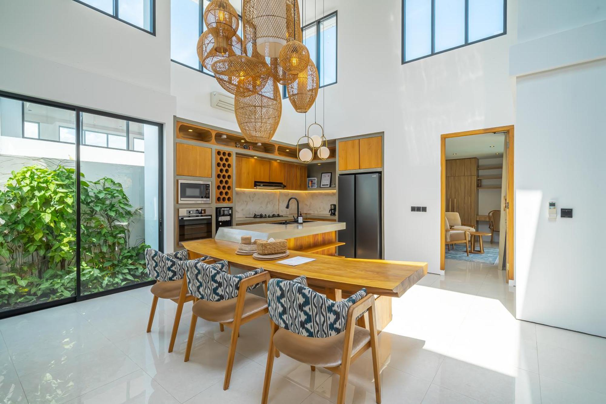 Villa Arunika - Stylish Tropical 2Br Villa Close To Nyanyi Beach! Selemadeg المظهر الخارجي الصورة